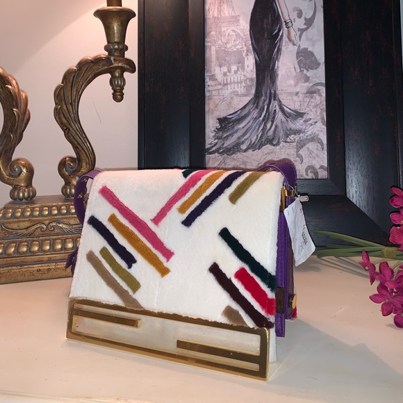 More Photos Fendi bag shoulder and crossbody - Picture 2 of 7